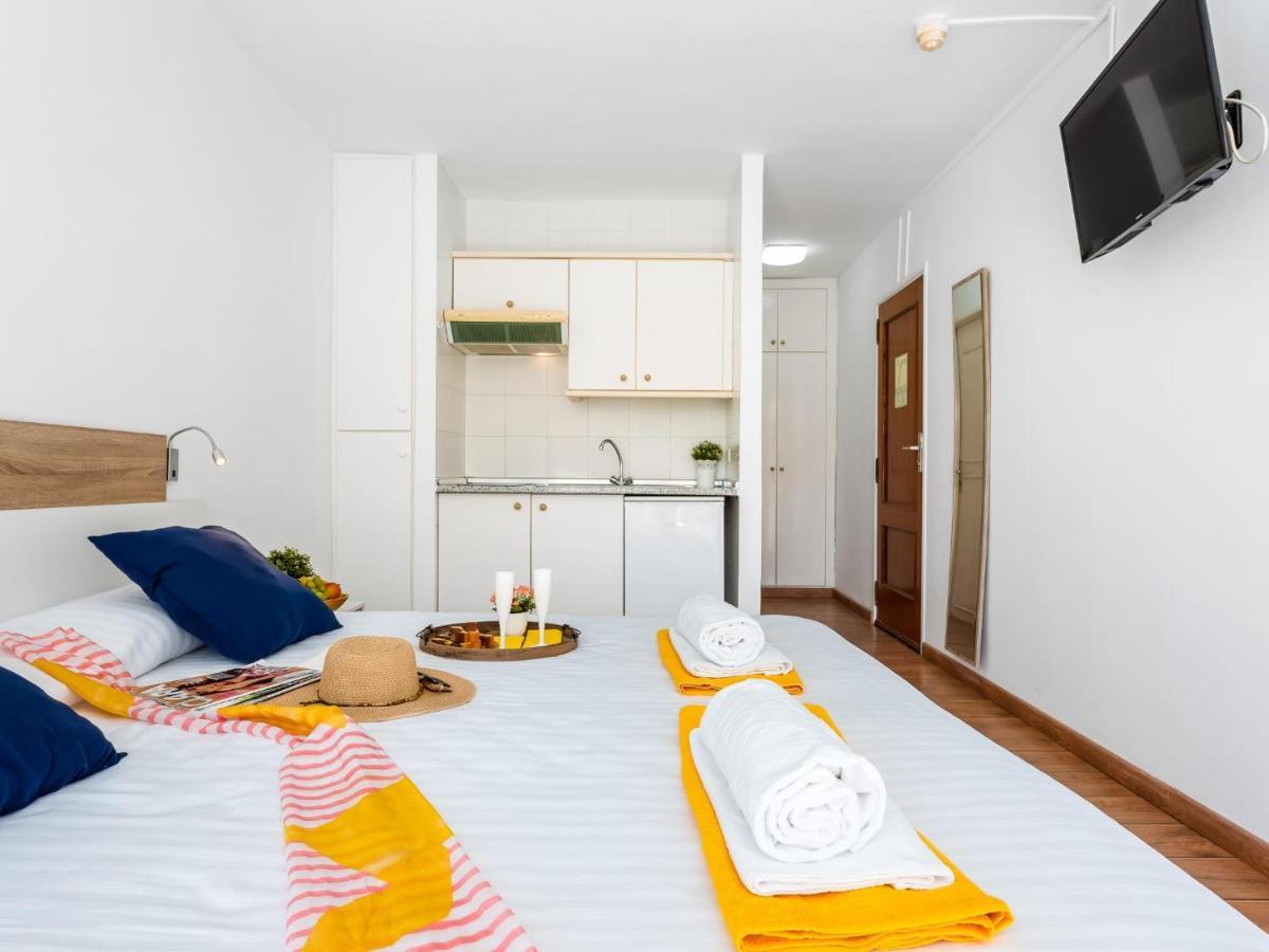 302 Modern, Light, Comfortable Studio With Swimming Pool Playa de las Americas  Exteriér fotografie